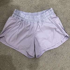 Lululemon tracker short 4”